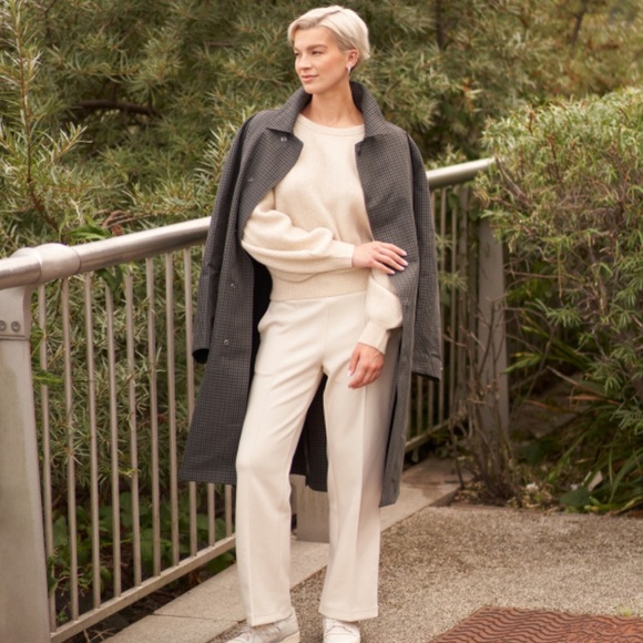 Uniqlo U Oversized Trench Coat Size XS - Picture 3 of 9